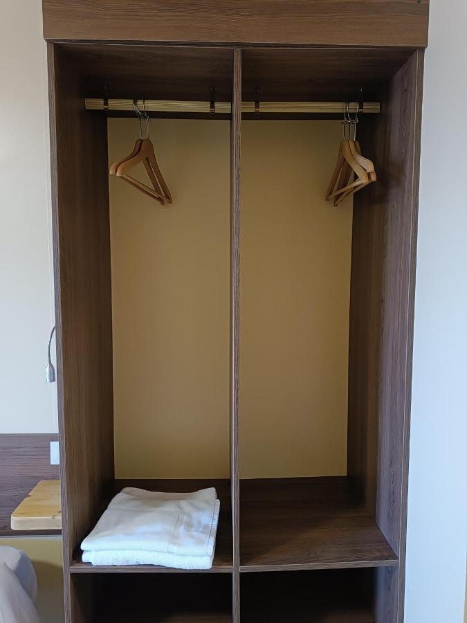 Motel 112 Algora ภายนอก รูปภาพ